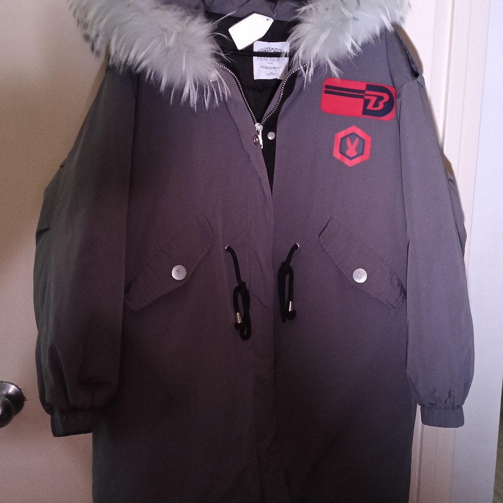 Women's Gray Fur-Trimmed Ski Jacket